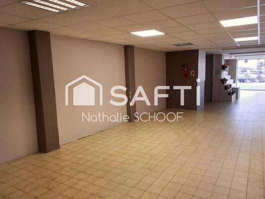 Local commercial à vendre 251 500 € 265 m² de surface de vente Baud 56150