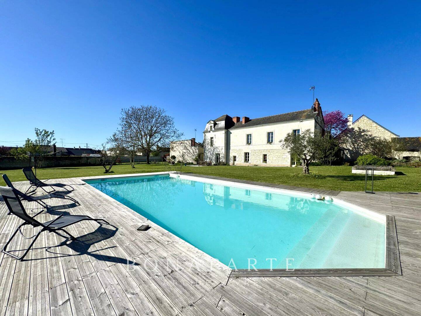 Maison 9 pièces 277 m² · à Saumur · 277 m² · 892 500 €