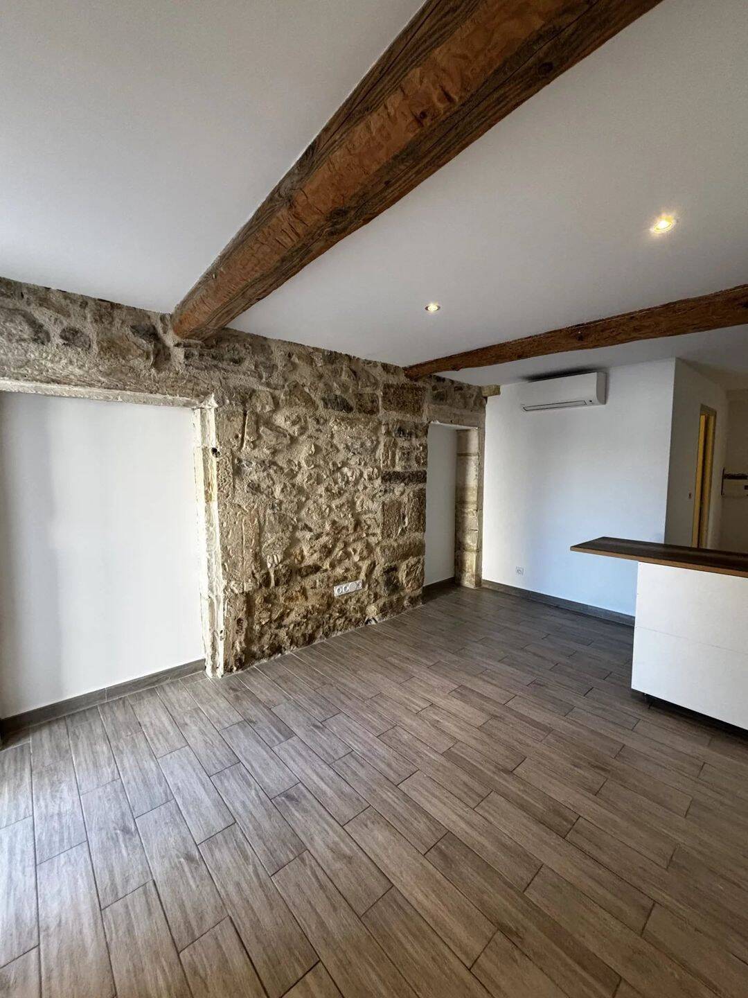 Appartement 25 pièces 25 m² · à Nîmes · 24,6 m² · 620 €