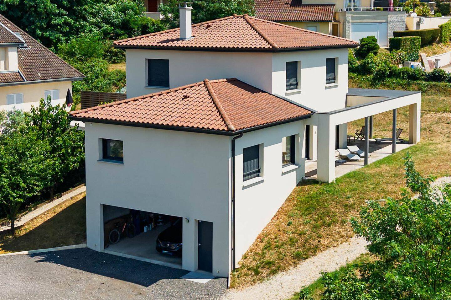 Maison 5 pièces 181 m² · à Montmerle-sur-Saône · 181 m² · 575 000 €