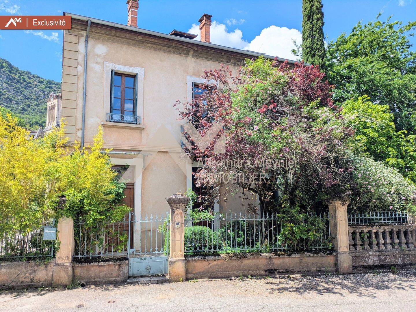 Maison 11 pièces 175 m² · à Saint-Nazaire-en-Royans · 175 m² · 390 000 €