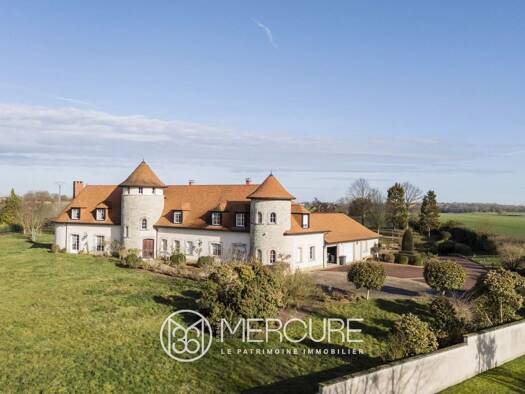 Maison de ville à vendre 1 198 000 € 10 pièces 4 chambres 572 m² 10 671 m² de terrain Caudry 59540