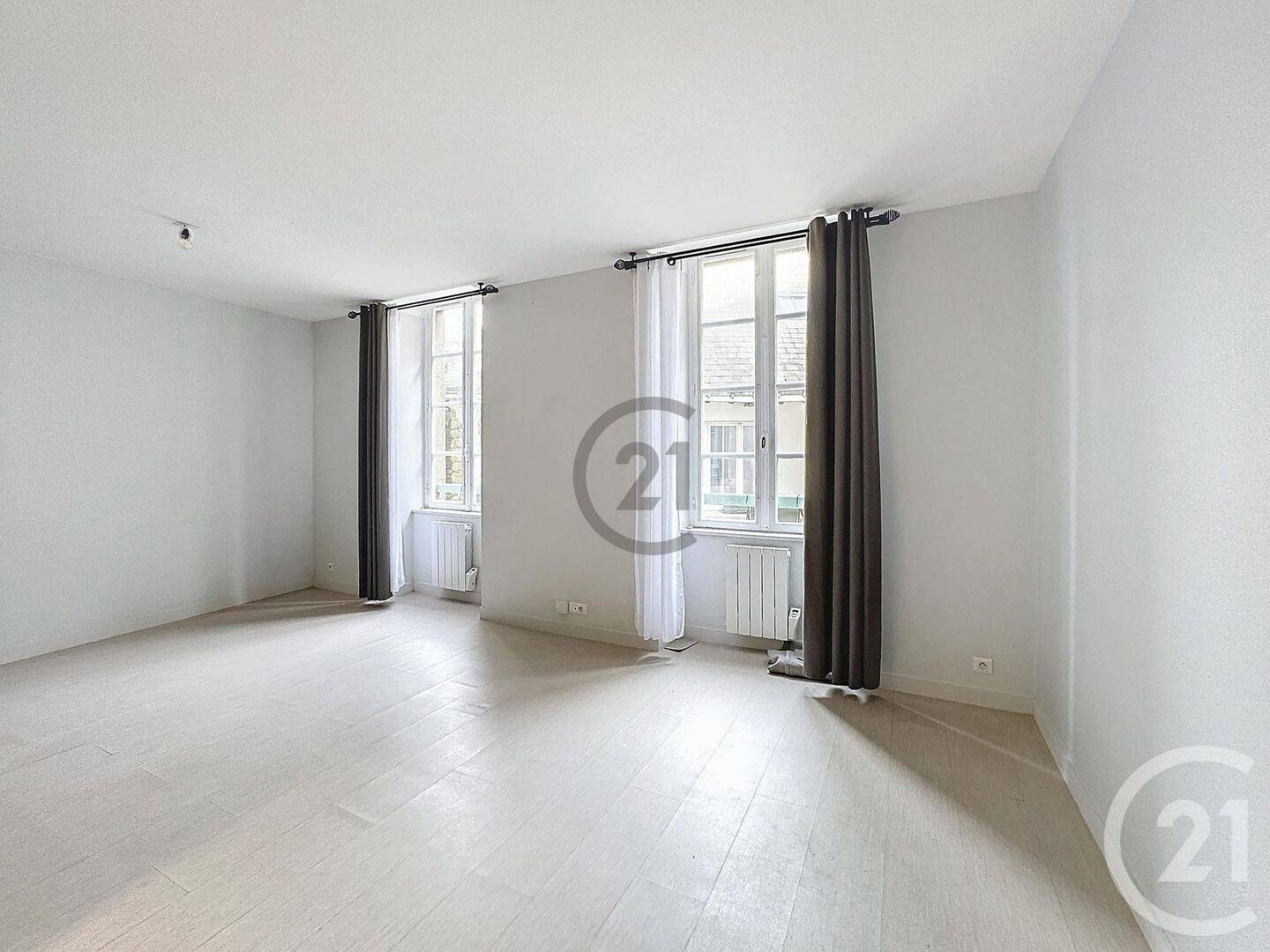 Appartement 1 pièce 33 m² · à Guérande · 33,3 m² · 490 €/mois