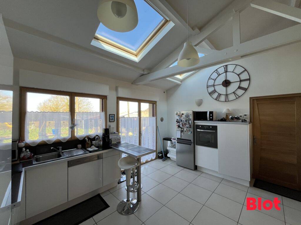 Maison 4 pièces 97 m² · à Ercé-en-Lamée · 97 m² · 231 000 €