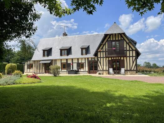 Maison à vendre 299 000 € 6 pièces 4 chambres 146 m² 2 200 m² de terrain Bernay 27300