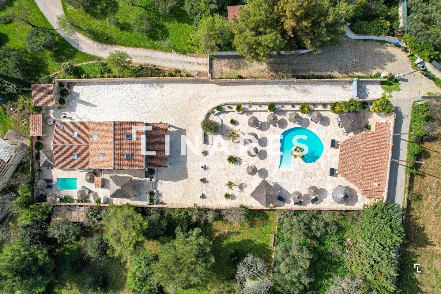 Maison 8 pièces 200 m² · à Marseille 13ème Arrondissement · 200 m² · 795 000 €