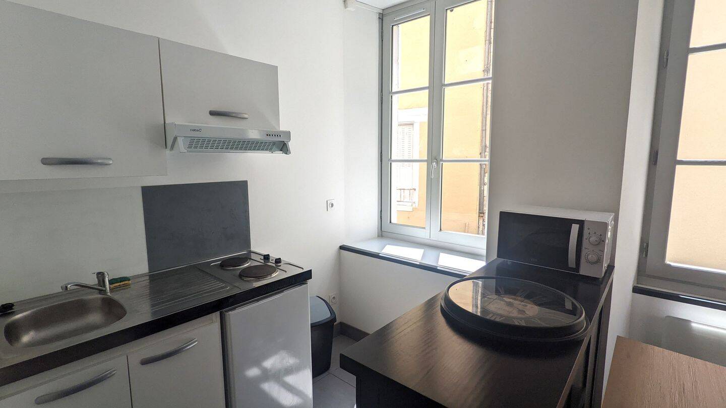 Appartement 1 pièce 19 m² · à Bourges · 19 m² · 420 €