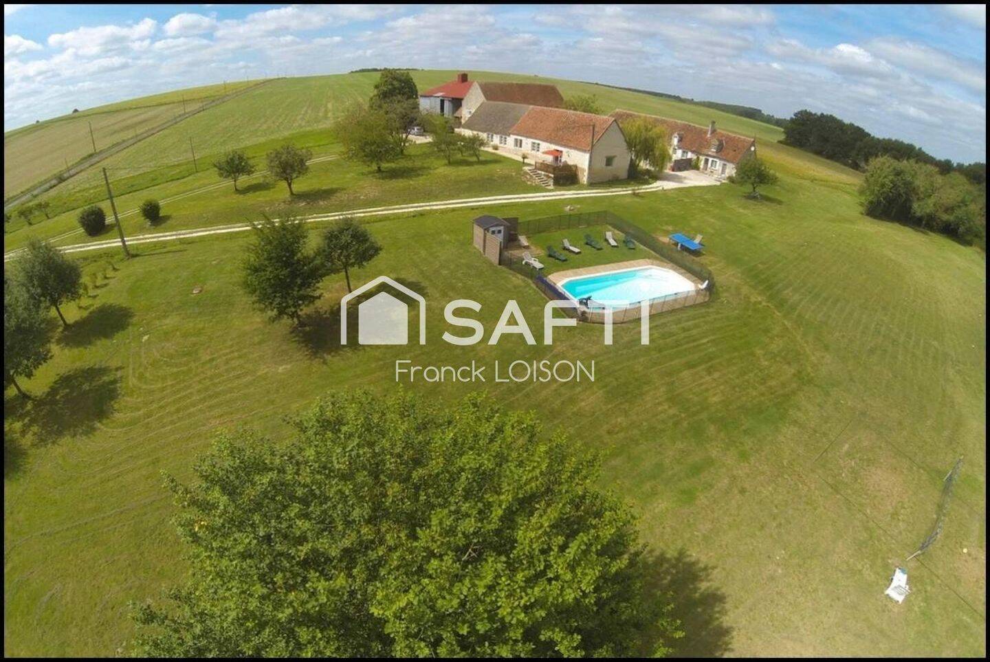 Maison 10 pièces 330 m² · à Bridoré · 330 m² · 323 950 €