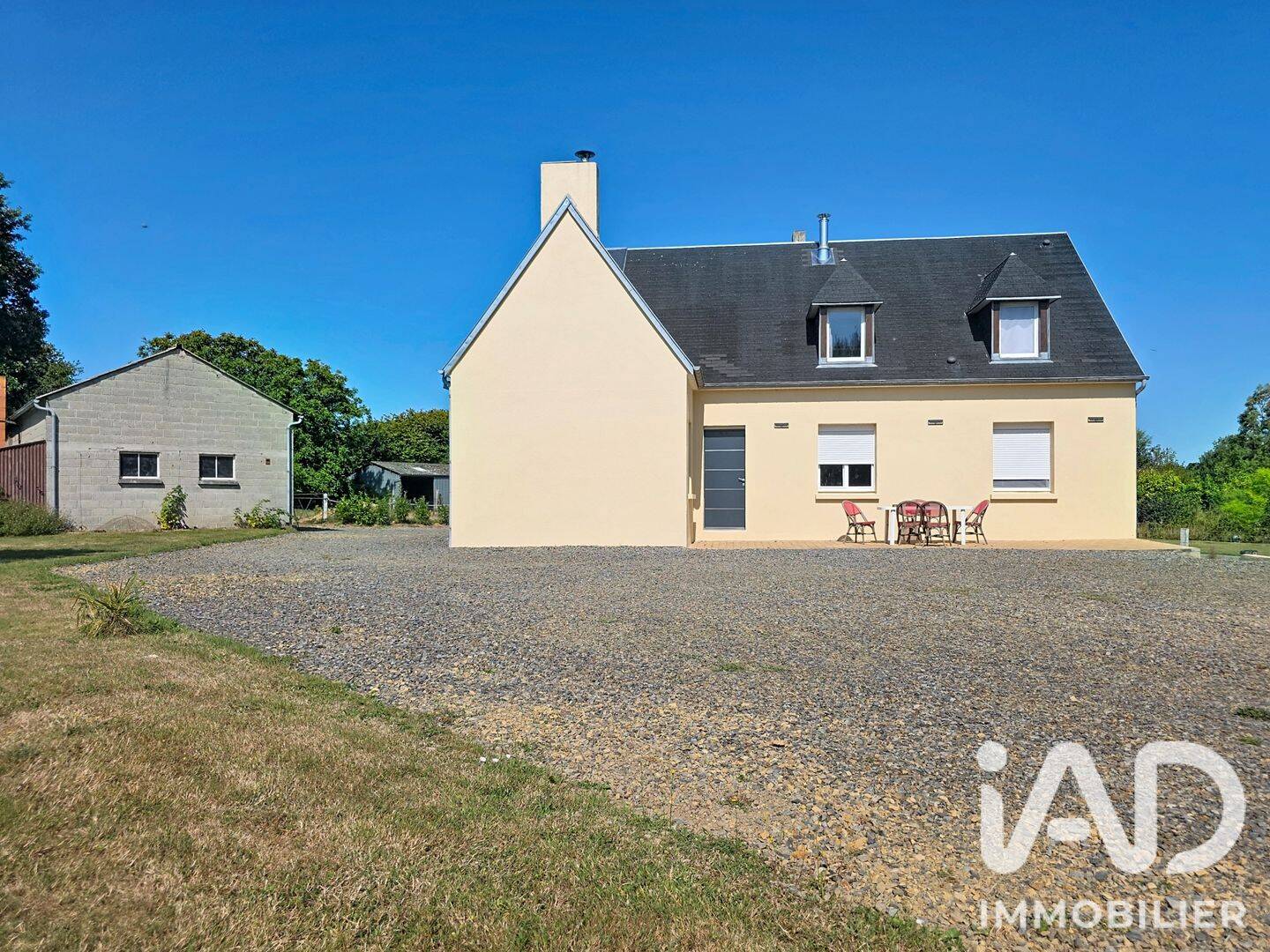Maison 7 pièces 148 m² · à Saint-Sauveur-la-Pommeraye · 148 m² · 290 000 €