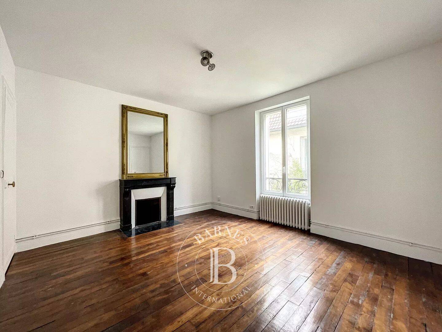 Appartement 3 pièces 59 m² · à Paris 16ème Arrondissement · 58,8 m² · 1 933 €/mois