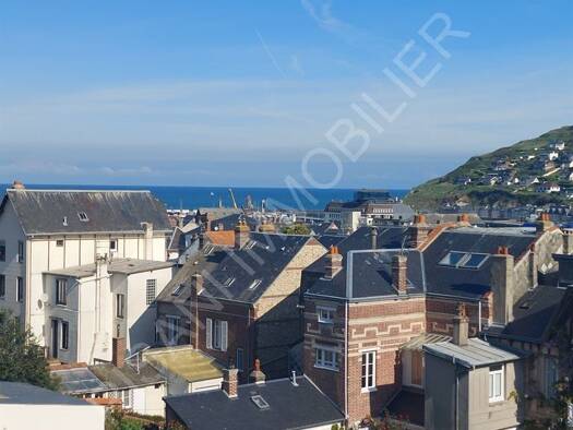 Appartement à louer 651 € 3 pièces 2 chambres 61 m² 3ème étage Fécamp 76400