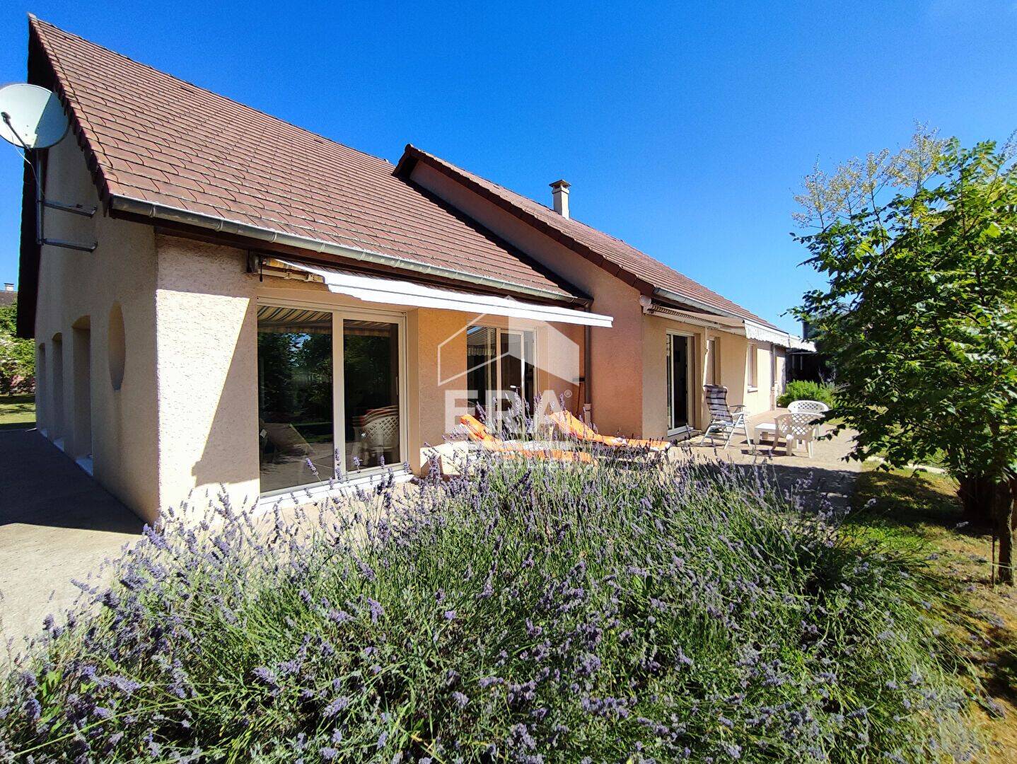 Maison 6 pièces 250 m² · à Pesmes · 250 m² · 613 500 €