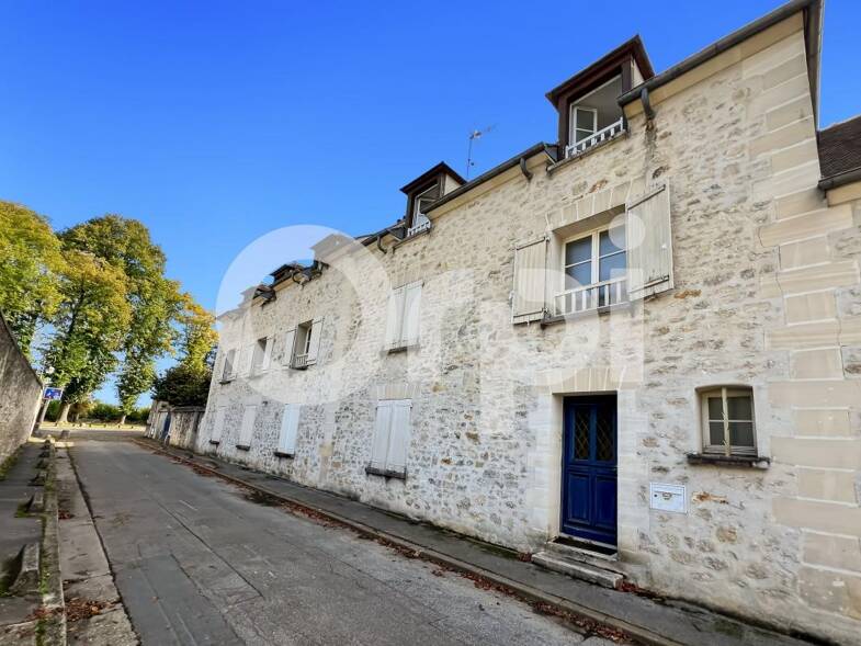 Duplex à vendre 345 000 € 3 pièces 2 chambres 100 m² Dernier étage, Étage 2/2 Centre Ville Senlis 60300