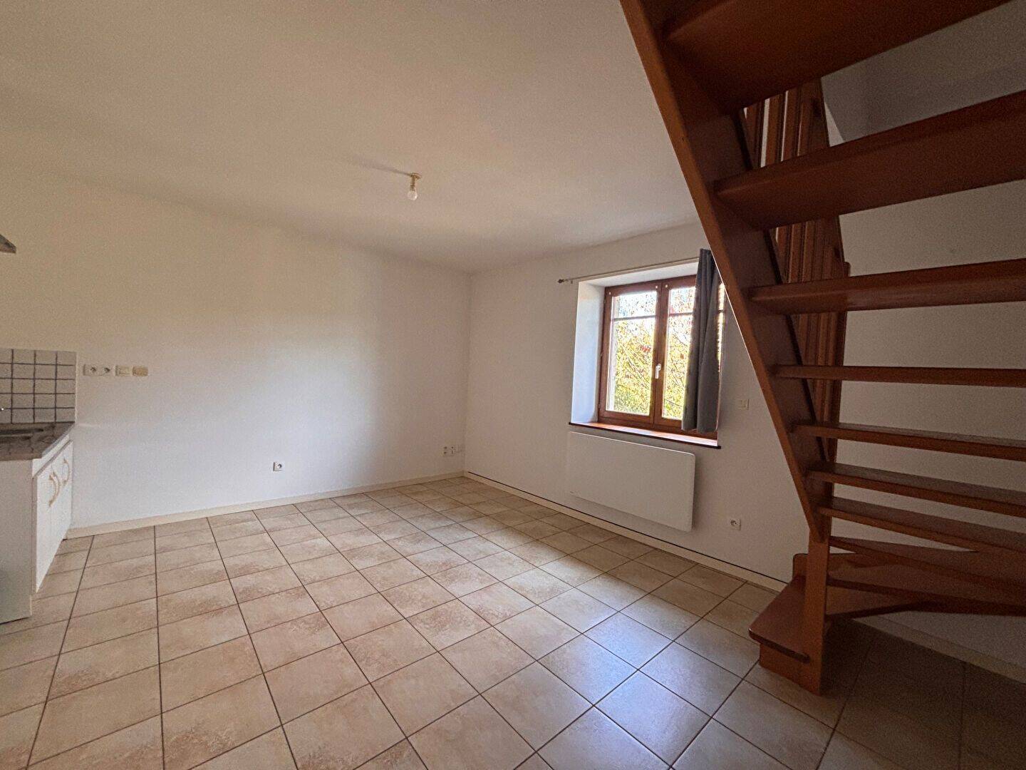 Appartement 3 pièces 47 m² · à Cessey · 46,7 m² · 545 €/mois