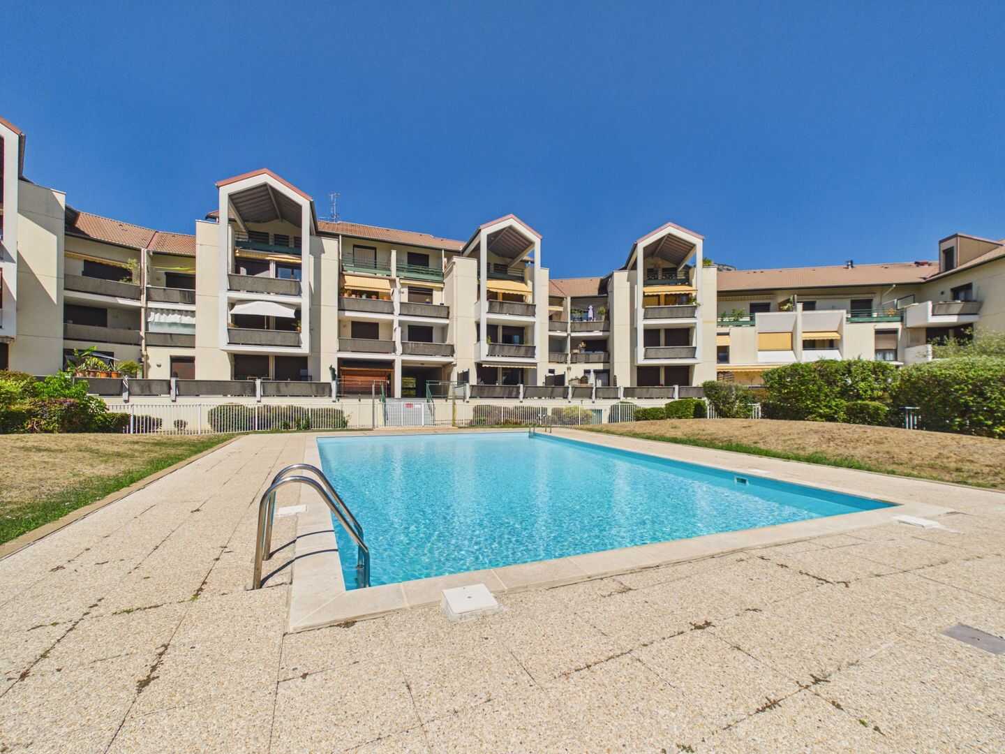 Appartement 2 pièces 54 m² · à Saint-Alban-Leysse · 54,2 m² · 239 000 €