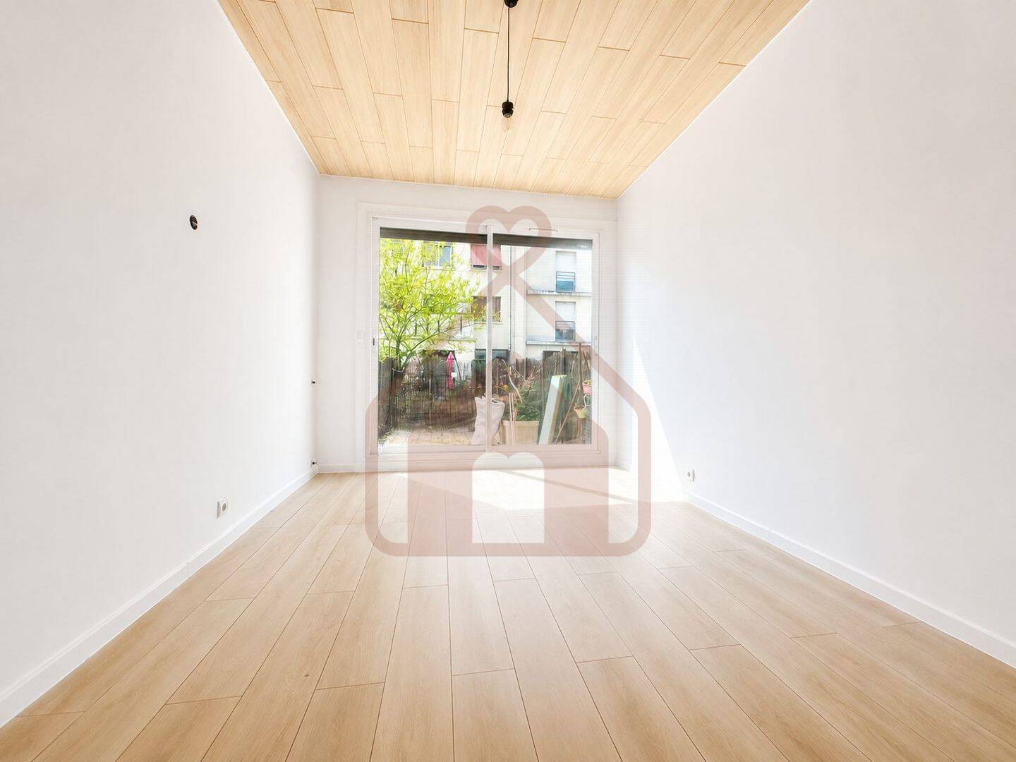 Appartement 1 pièce 24 m² · à Le Kremlin-Bicêtre · 24,4 m² · 162 000 €