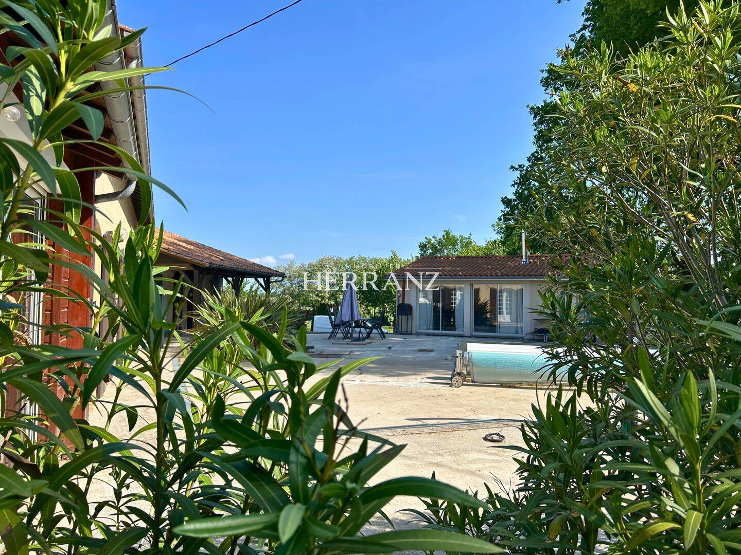 Maison 6 pièces 152 m² · à Rauzan · 152 m² · 299 999 €