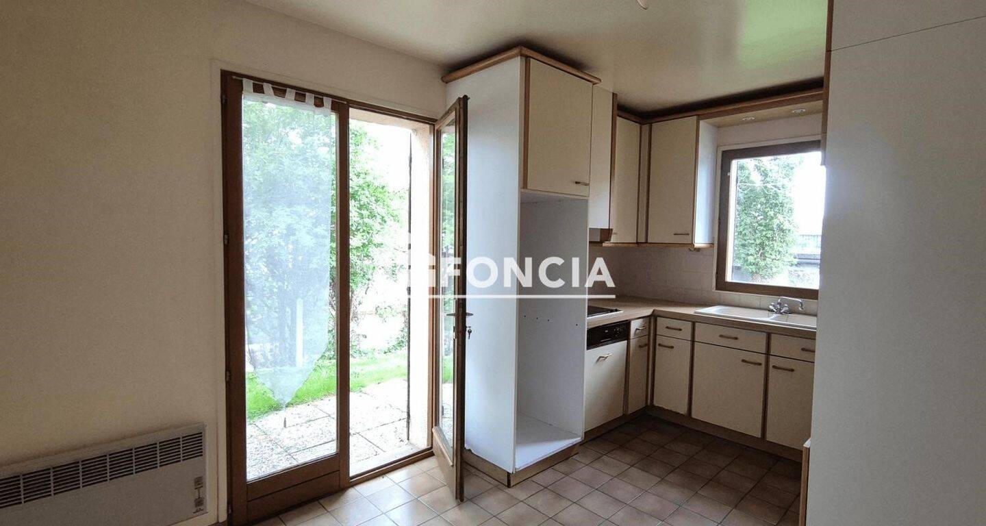 Maison 6 pièces 129 m² · à Chézy-sur-Marne · 129 m² · 180 000 €