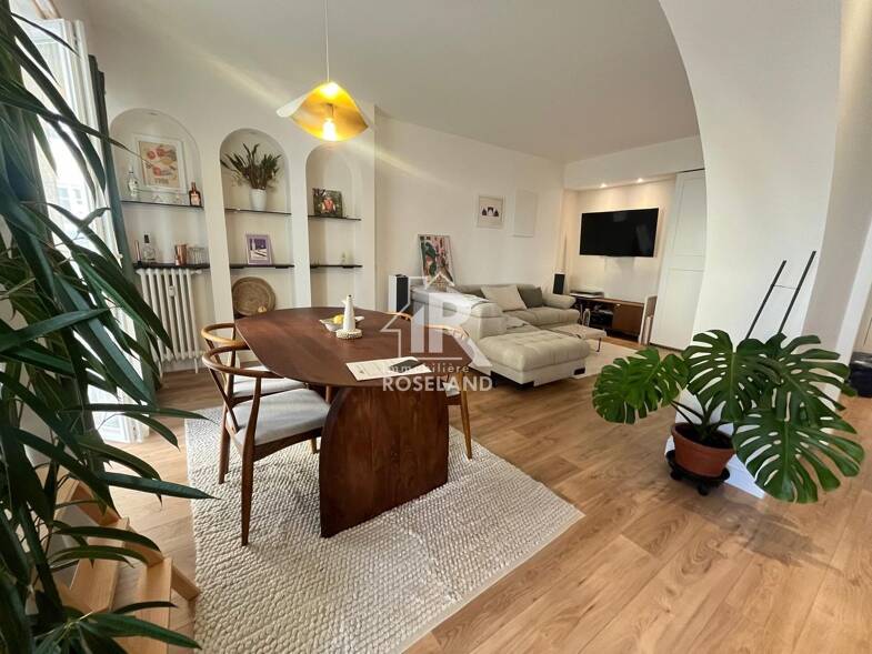Appartement à louer 1 600 € 2 pièces 1 chambre 53 m² 3ème étage Nice 06000