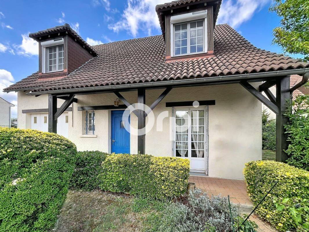 Maison 4 pièces 94 m² · à Saint-Pantaléon-de-Larche · 94 m² · 229 990 €