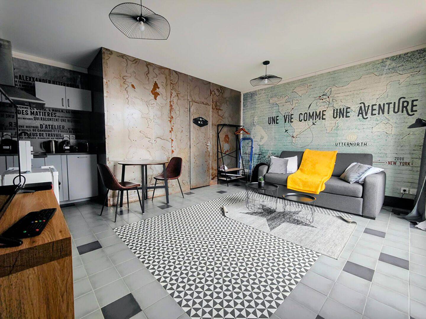 Appartement 1 pièce 23 m² · à Charbonnières-les-Bains · 23 m² · 130 000 €