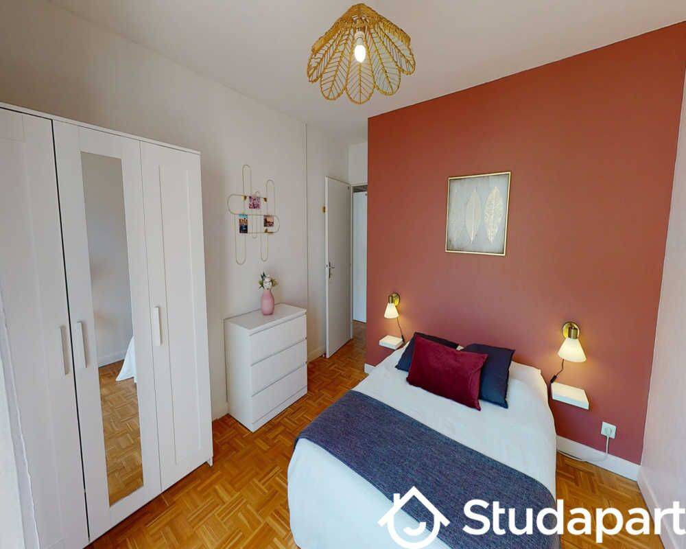 1 pièce 13 m² · à Lyon 7ème Arrondissement · 13 m² · 770 €/mois