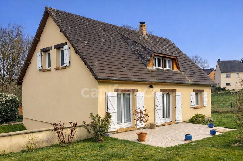 Maison 6 pièces 155 m² · à La Chapelle-Longueville · 155 m² · 378 000 €