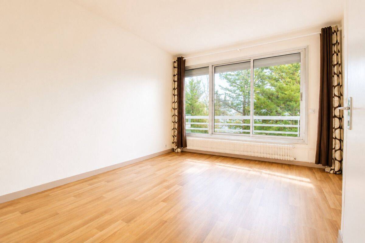 Appartement 1 pièce 31 m² · à Neuilly-sur-Seine · 31 m² · 1 350 €
