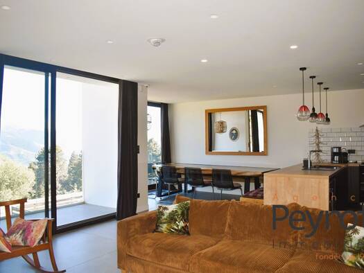 Appartement à vendre 415 000 € 5 pièces 3 chambres 144,3 m² RDC Égat 66120