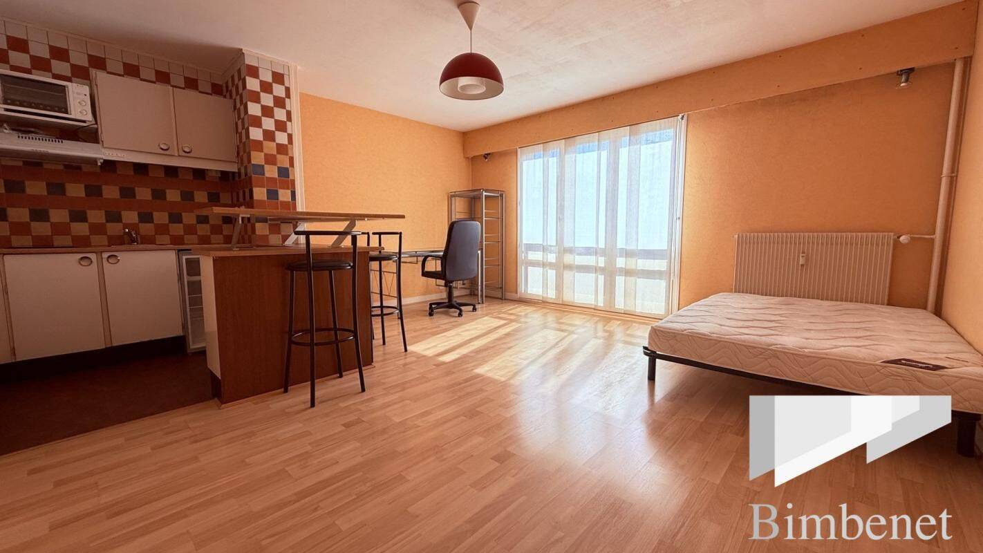 Appartement 1 pièce 32 m² · à Orléans · 32 m² · 90 000 €