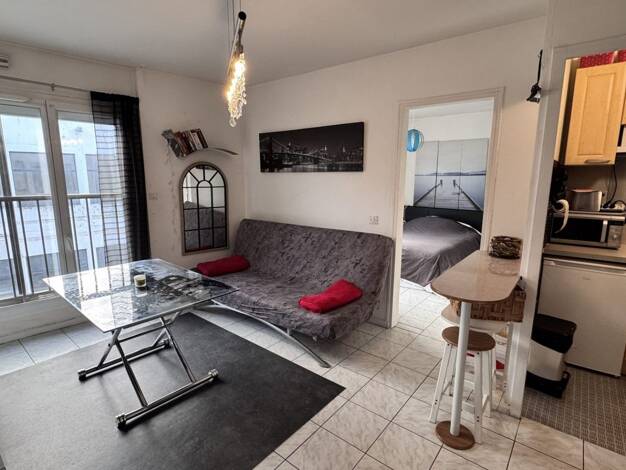 Appartement à vendre 184 500 € 2 pièces 1 chambre 31 m² Étage 3/4 Centre Ville La Rochelle 17000