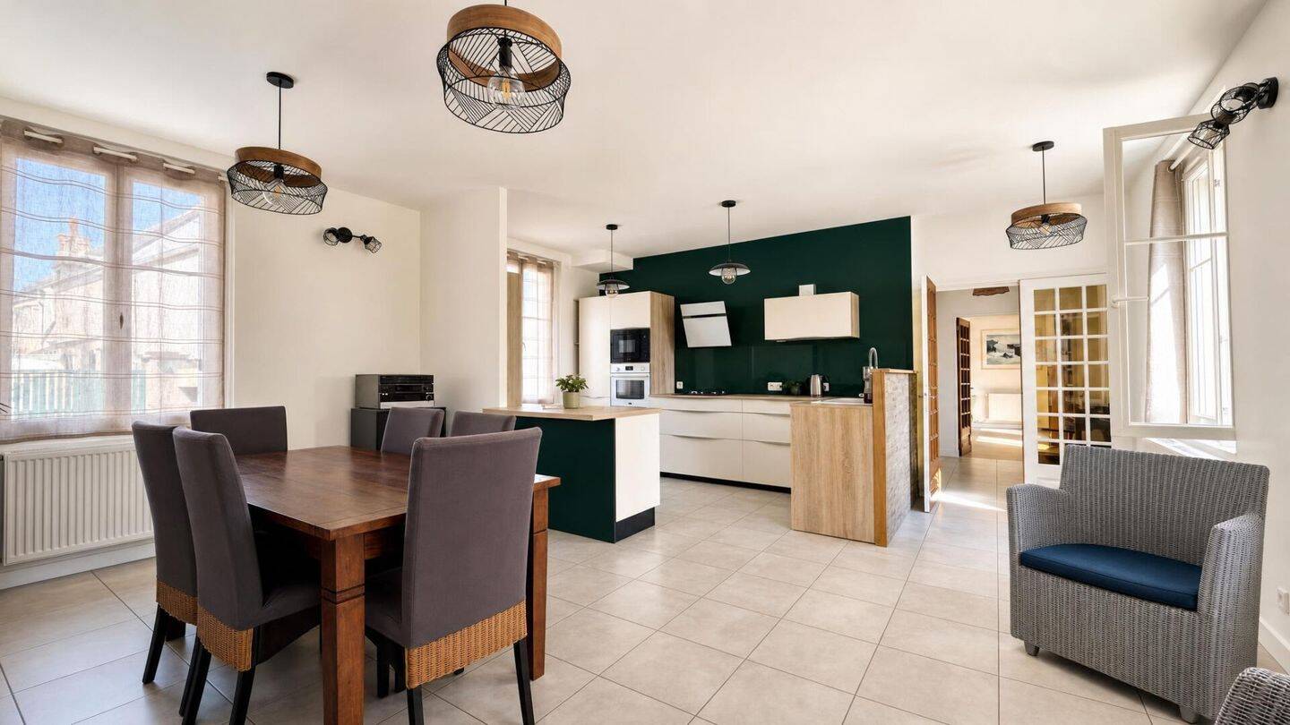 Maison 8 pièces 200 m² · à Saint-Avertin · 200,5 m² · 364 000 €