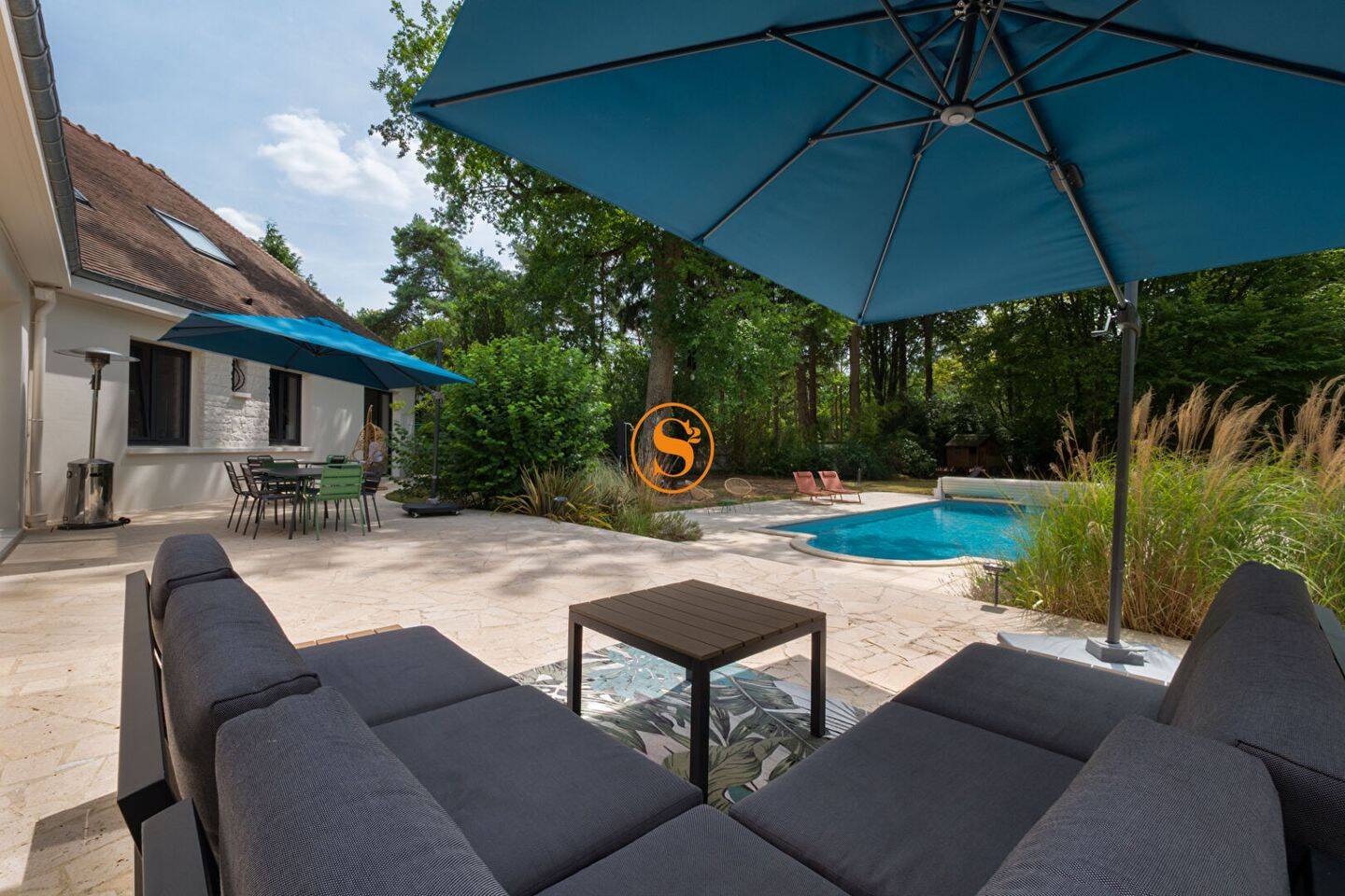 Maison 9 pièces 315 m² · à Lamorlaye · 315 m² · 1 250 000 €