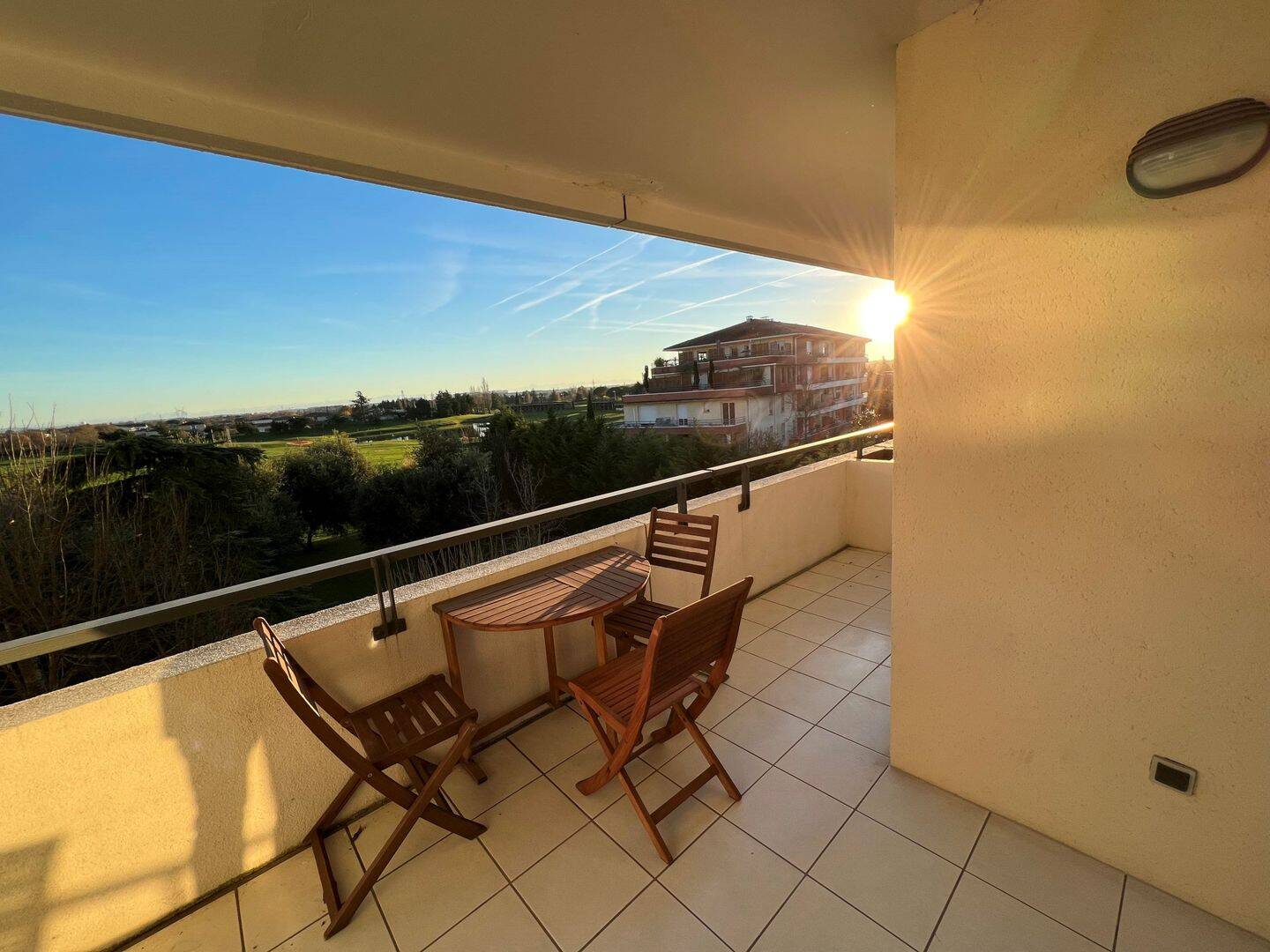 Appartement 2 pièces 42 m² · à Seilh · 42 m² · 153 700 €