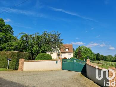 Maison à vendre 319 000 € 6 pièces 5 chambres 145 m² 4 000 m² de terrain Savigné-l'Évêque 72460