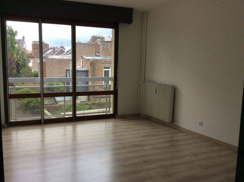 Appartement 1 pièce 28 m² · à Amiens · 27,8 m² · 87 000 €