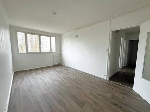 Appartement à vendre 67 000 € 2 pièces 1 chambre 49,2 m² Étage 5/10 Argentine Beauvais 60000