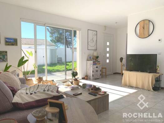 Maison de plain-pied à vendre 235 000 € 4 pièces 3 chambres 86 m² 270 m² de terrain Saint-Christophe 17220