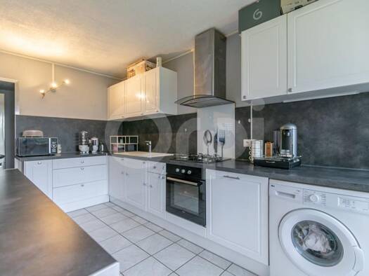 Appartement à vendre 145 000 € 3 pièces 2 chambres 63,1 m² RDC/4 Boussy-Saint-Antoine 91800