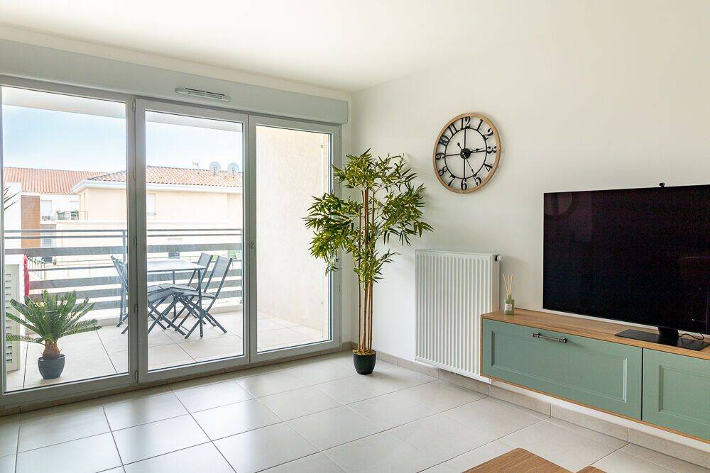 Appartement 3 pièces 61 m² · à La Londe-les-Maures · 61 m² · 1 090 €