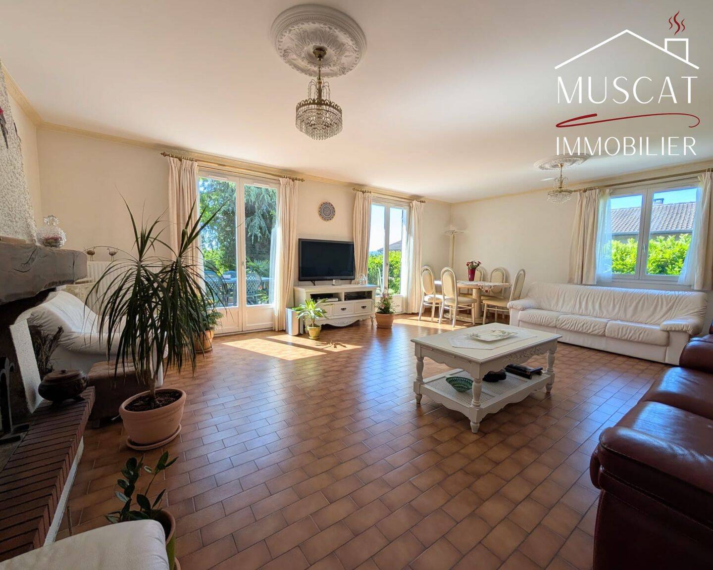 Maison 5 pièces 112 m² · à Villefontaine · 112,3 m² · 330 000 €