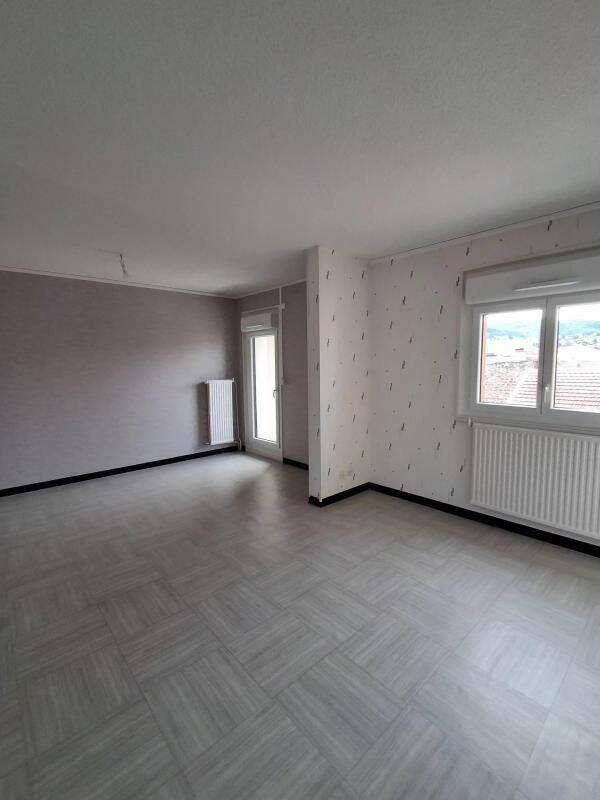 Appartement 2 pièces 66 m² · à Firminy · 66 m² · 586 €/mois