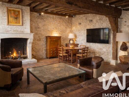 Maison de ville à vendre 772 000 € 6 pièces 4 chambres 180,7 m² 205 m² de terrain Bourgogne-Châtelet Orléans 45000