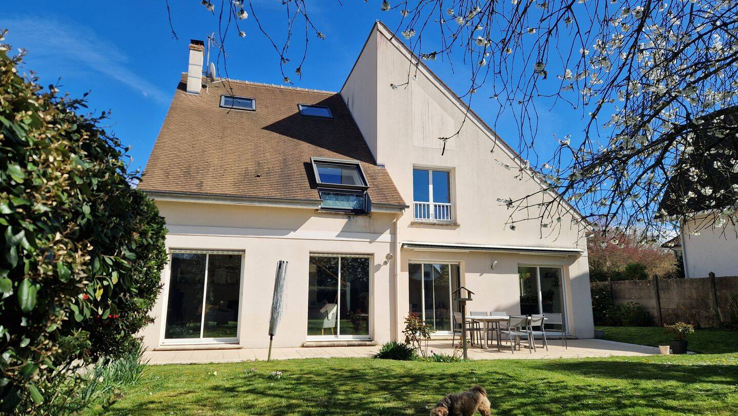 Maison 10 pièces 216 m² · à Orsay · 216 m² · 795 000 €