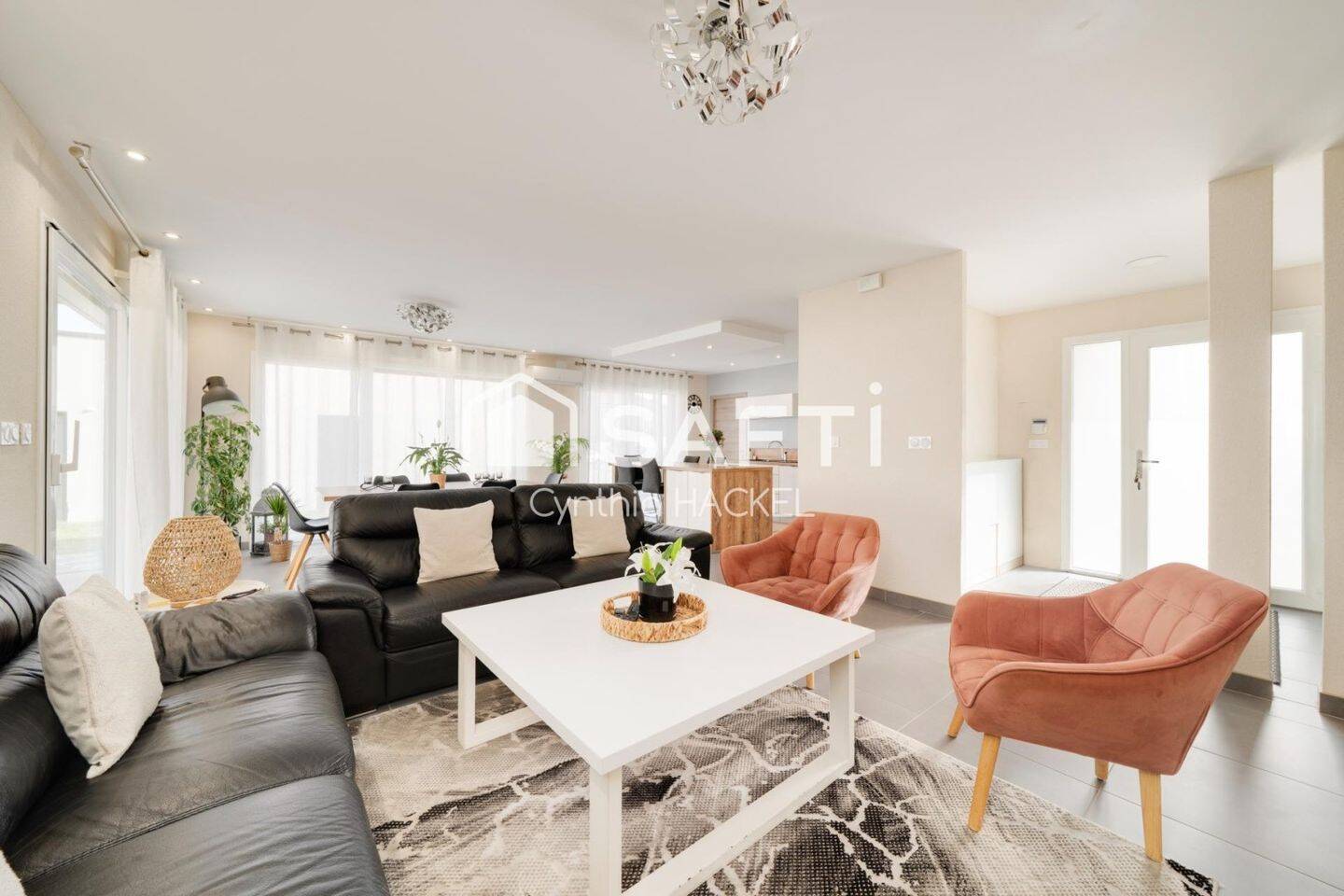 Maison 6 pièces 141 m² · à Écrouves · 141 m² · 414 000 €