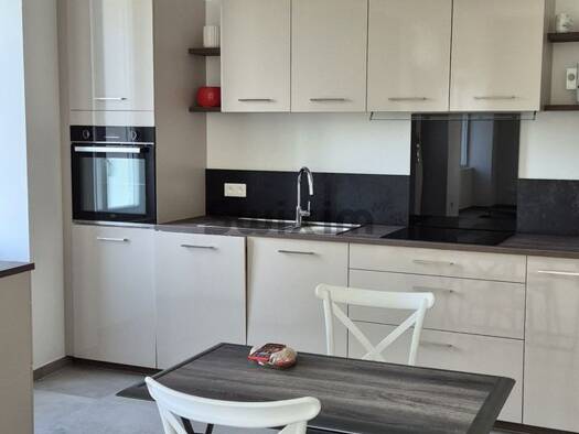 Maison à louer 950 € 3 pièces 2 chambres 78 m² Vézénobres 30360