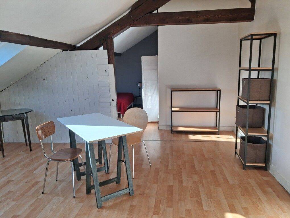 Appartement 2 pièces 30 m² · à Cosne-Cours-sur-Loire · 30 m² · 350 €