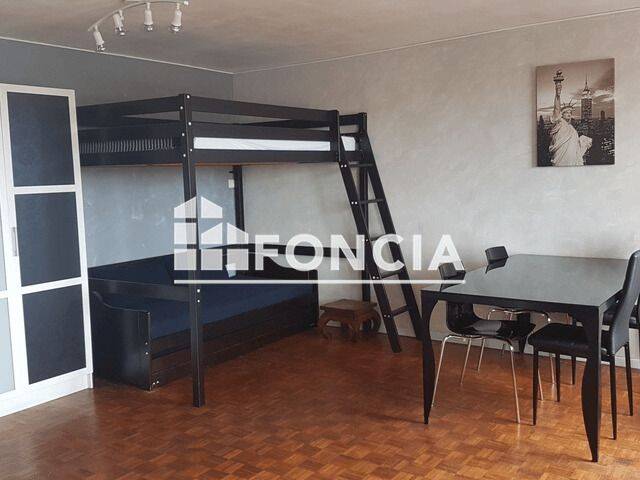 Appartement 1 pièce 32 m² · à Valenciennes · 31,8 m² · 622 €