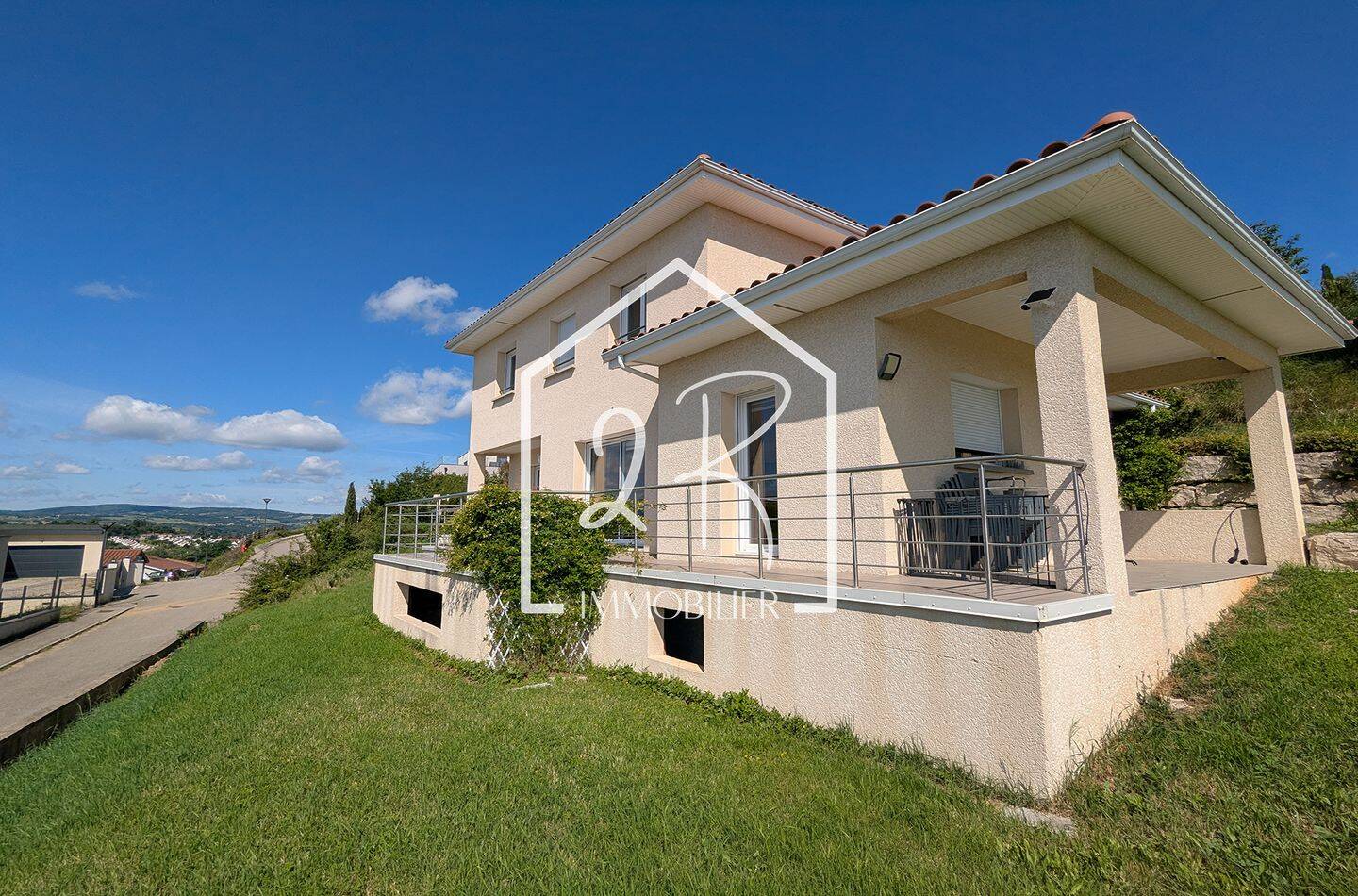 Maison 5 pièces 131 m² · à Serpaize · 130,9 m² · 415 000 €