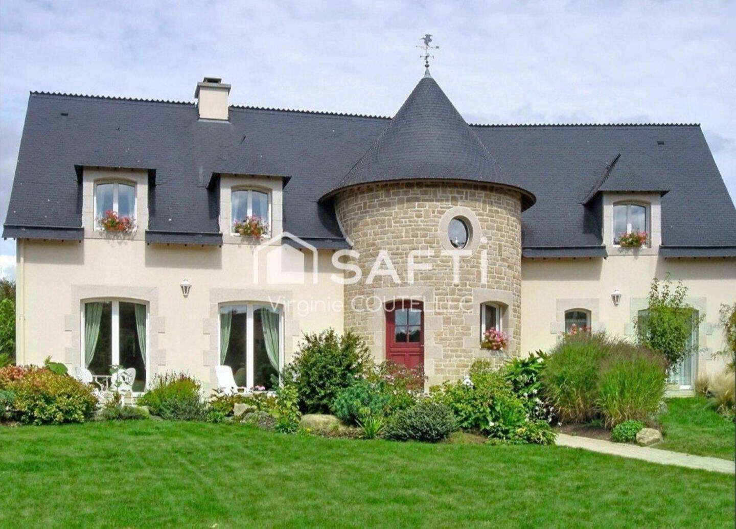 Maison 12 pièces 254 m² · à Malestroit · 254 m² · 720 000 €